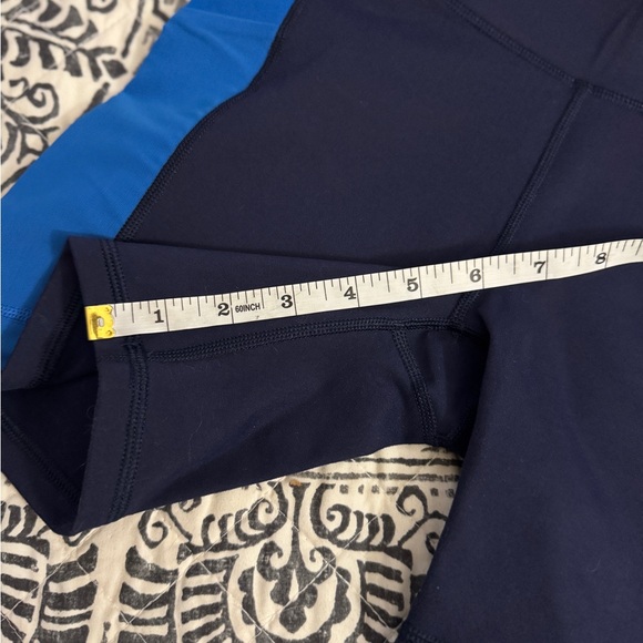 Fabletics power hold bike shorts - Picture 6 of 8